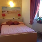 Camollia Siena