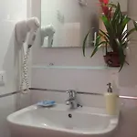 Camollia Bed & Breakfast