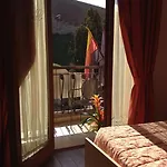 Camollia فندق مبيت وإفطار 3*