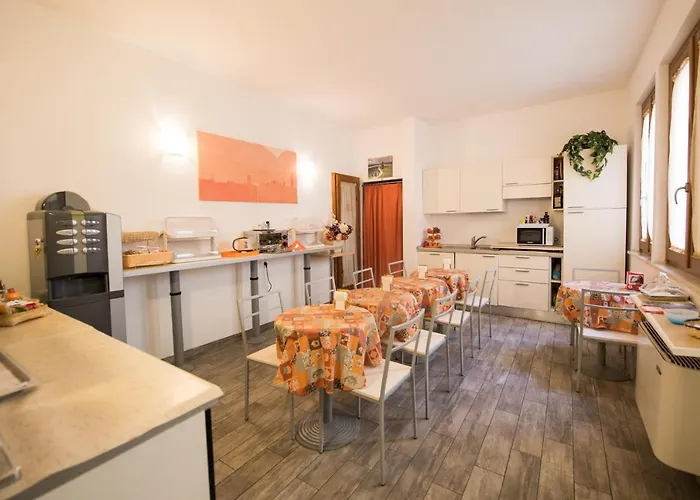 Bed & Breakfast Camollia Siena
